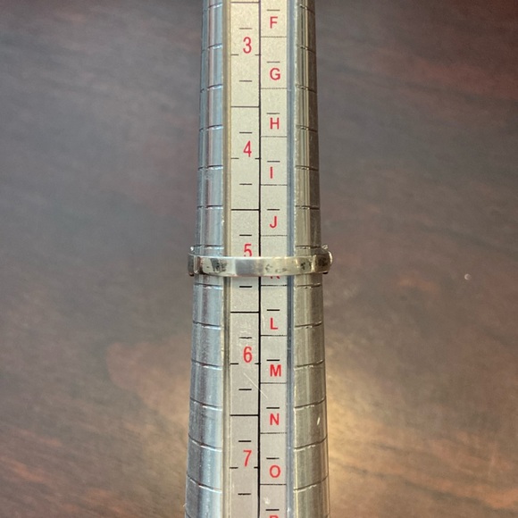 3.5 g 925 Silver and black Onyx ring Size 5 - Picture 8 of 8